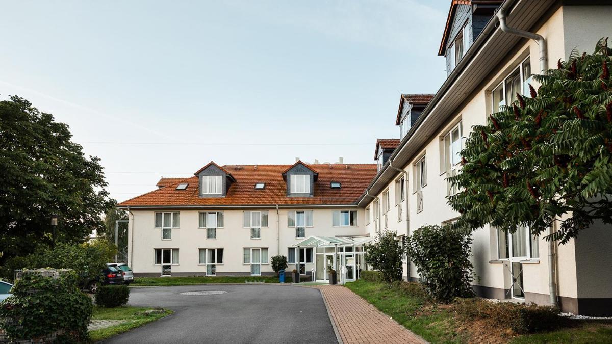 Hotel Ilmtal Mellingen Extérieur photo